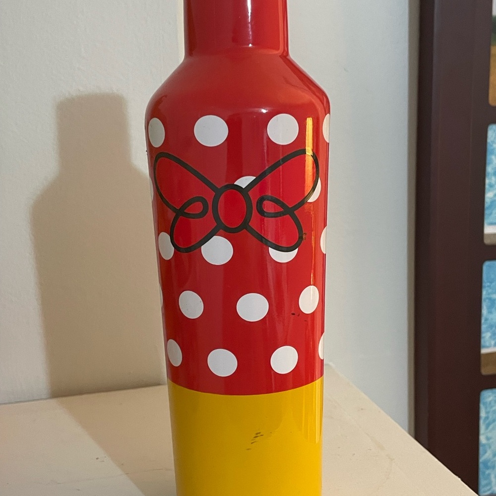 Disney Red Yellow Polka Dot Bottle Minnie Mouse world land bows corkcicle cup
